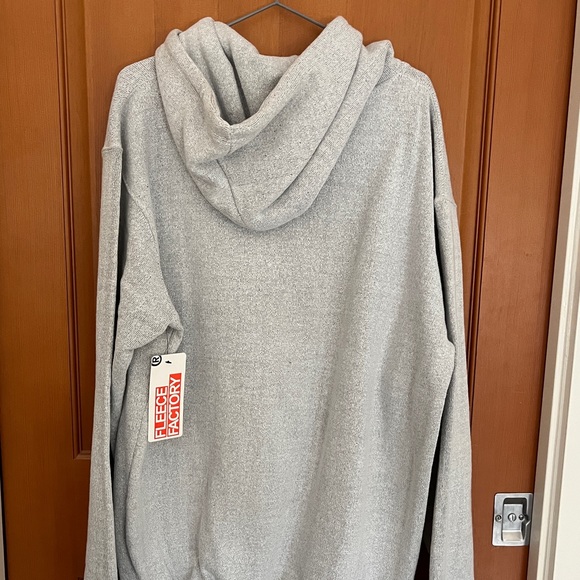 Brand new grey fleece sweater - so soft 😊 - Picture 2 of 3